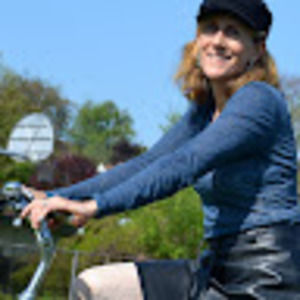 Meet your Posher, April